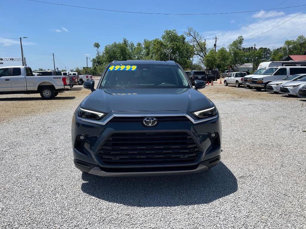 Used 2024 Toyota Grand Highlander Limited image 2