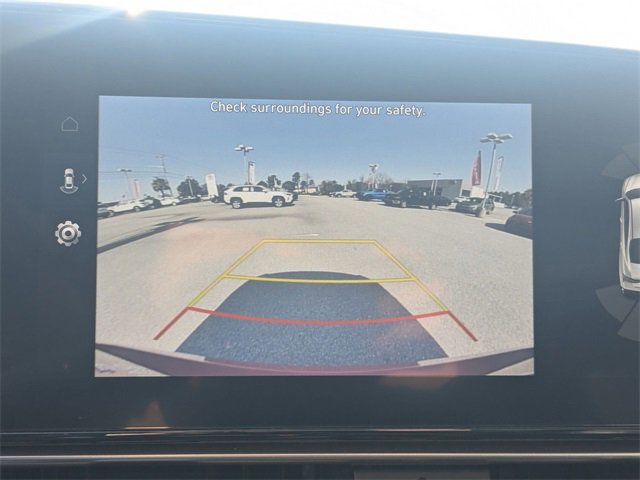 Used 2024 Hyundai Elantra Limited image 22