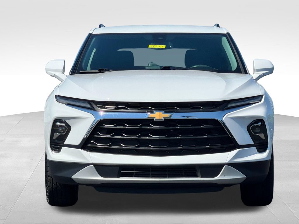 Used 2023 Chevrolet Blazer LT w/ Convenience Package AWD/4WD image 2