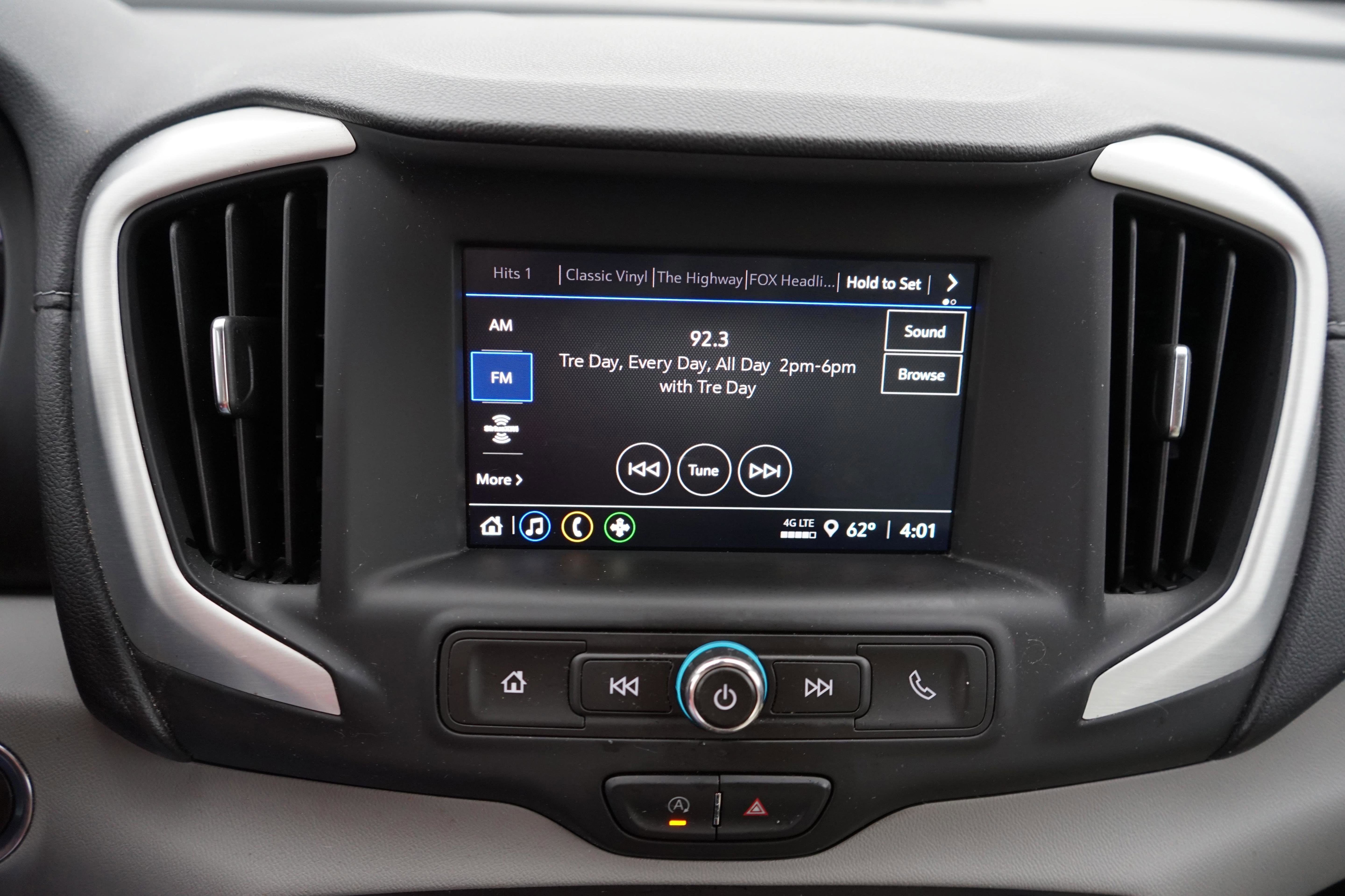 Used 2022 GMC Terrain SLE w/ Driver Convenience Package image 14