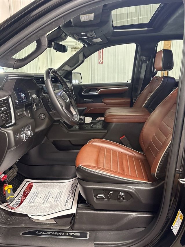 Used 2025 GMC Sierra 1500 Denali Ultimate image 17