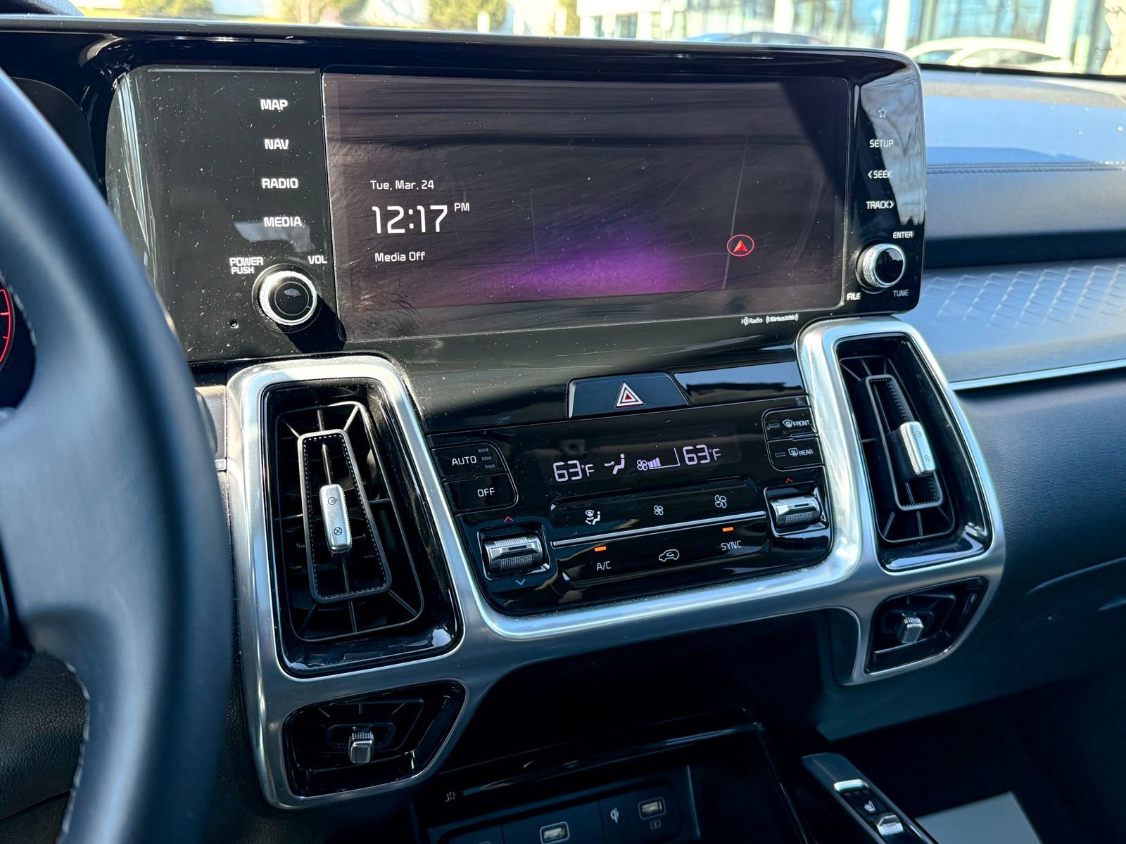 Certified 2023 Kia Sorento SX image 21