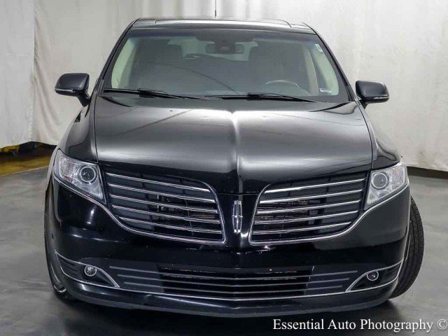 Used 2018 Lincoln MKT AWD w/ Driver Technology Package image 6