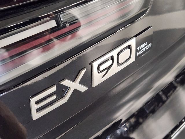 New 2025 Volvo EX90 Ultra w/ Protection Package Premier AWD/4WD image 13