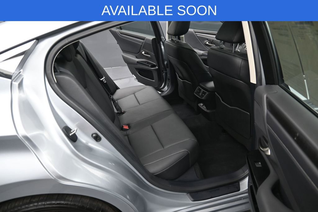 Used 2025 Lexus ES 350 w/ Accessory Package (Z1) FWD image 32