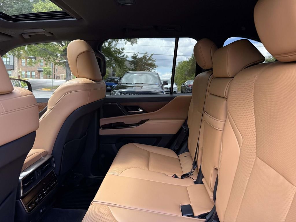 Used 2024 Lexus LX 600 4WD w/ Interior Upgrade Package image 21
