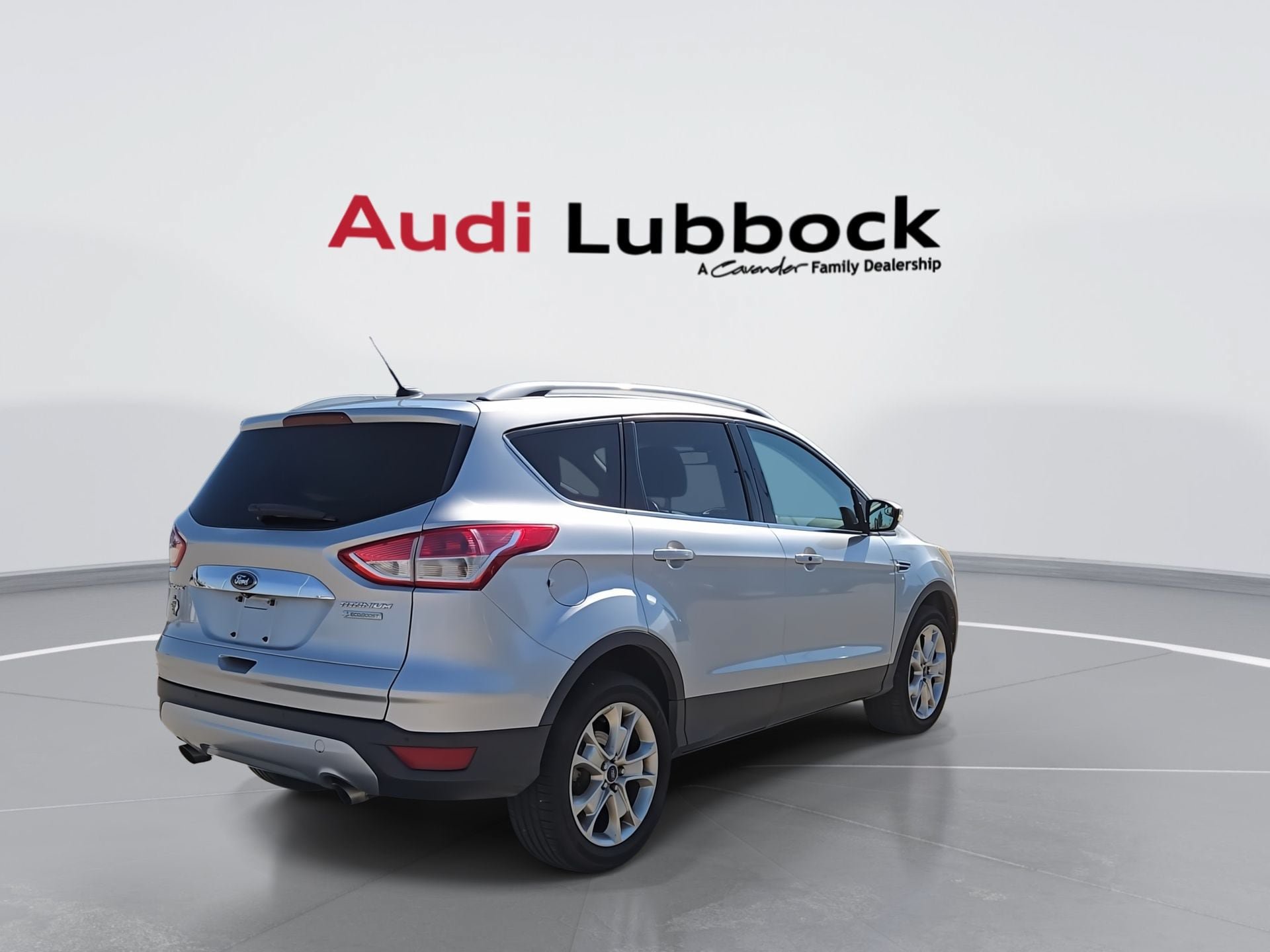 Used 2015 Ford Escape Titanium FWD image 8