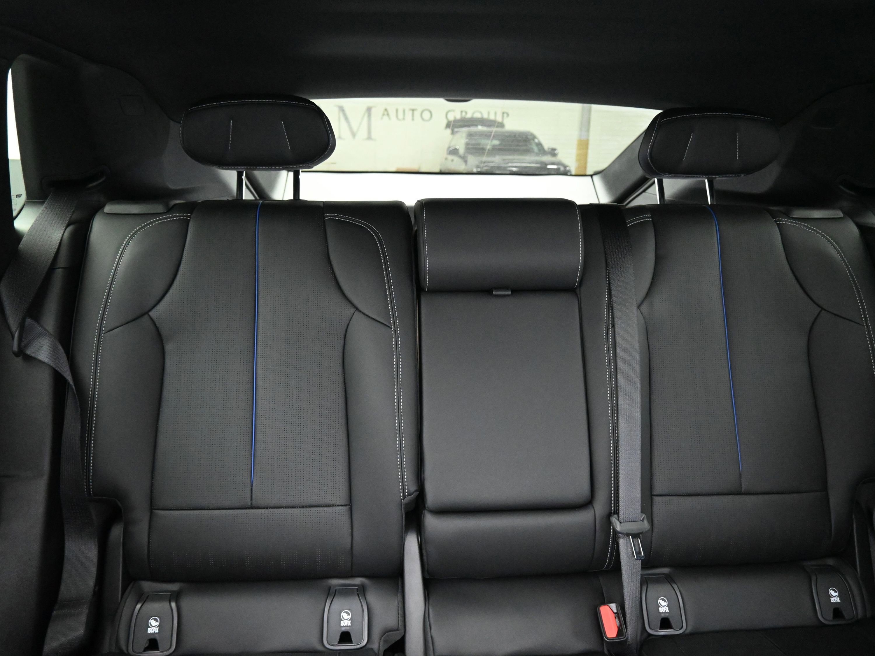 New 2025 Cadillac Lyriq Sport image 14