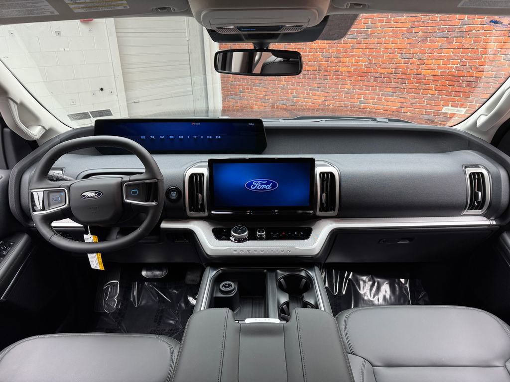 New 2026 Ford Expedition Active AWD/4WD image 11