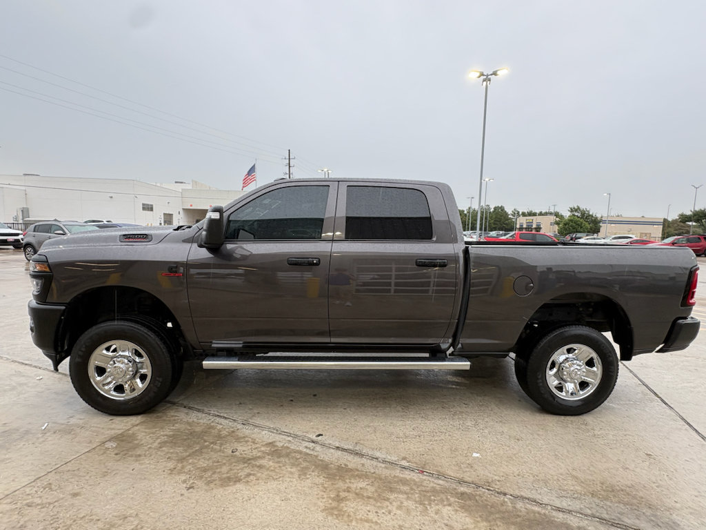 Used 2025 RAM 2500 Tradesman AWD/4WD image 5