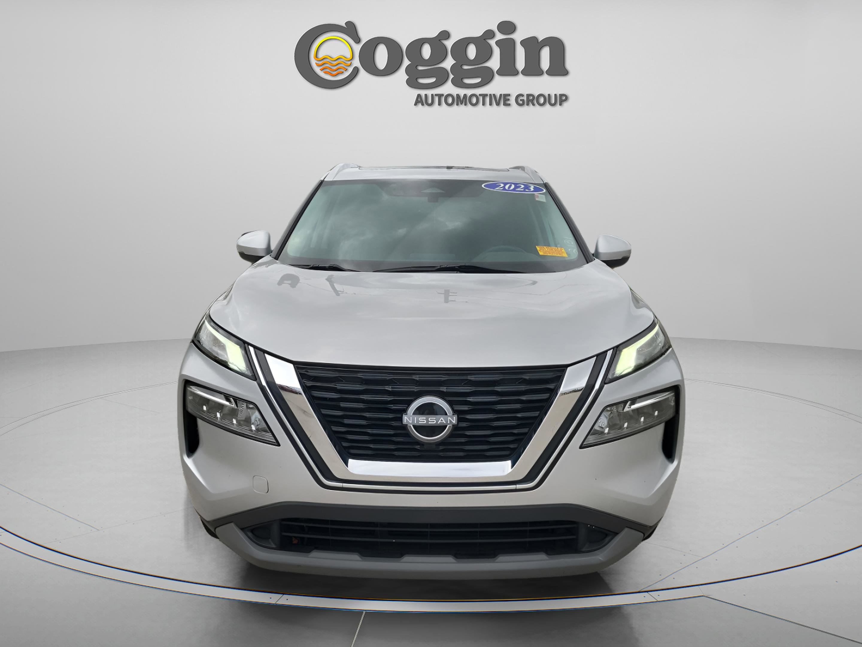 Used 2023 Nissan Rogue SV w/ SV Premium Package AWD/4WD image 9