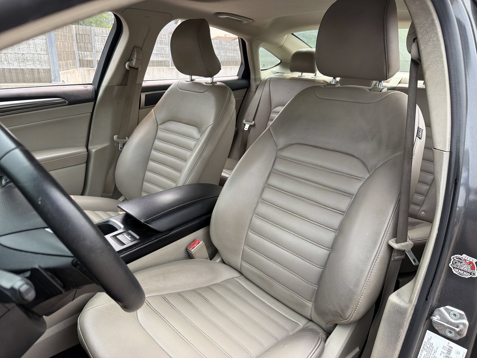 Used 2019 Ford Fusion SEL FWD image 16
