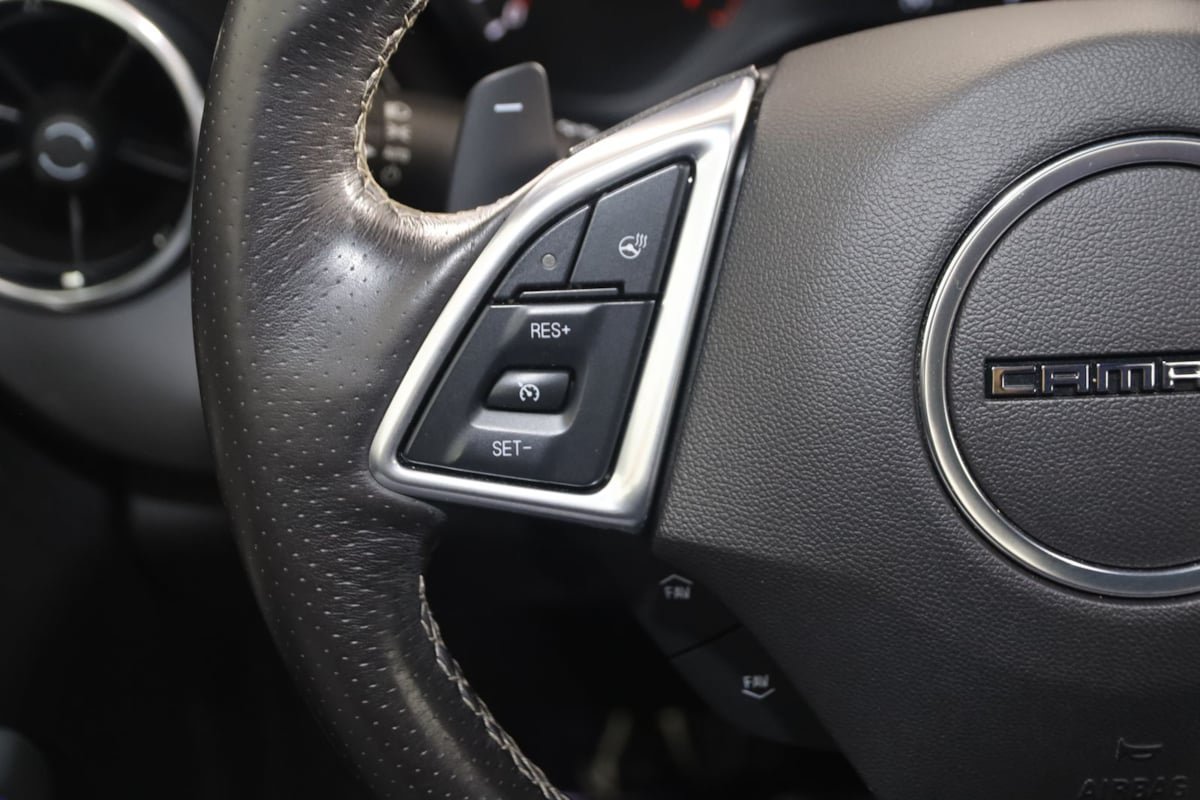 Used 2018 Chevrolet Camaro SS RWD image 43
