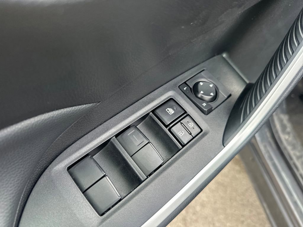 Used 2025 Toyota RAV4 LE FWD image 41