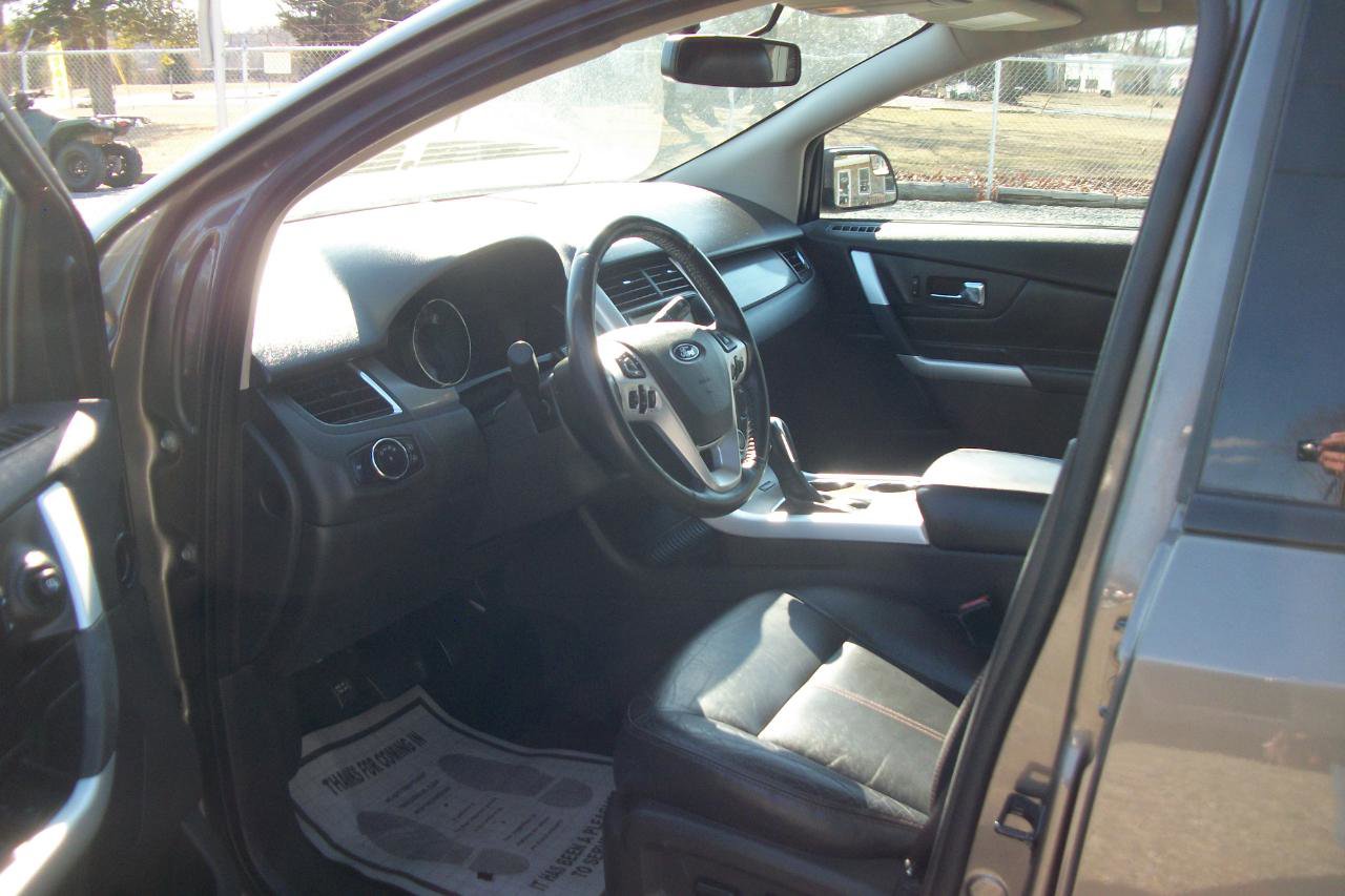 Used 2013 Ford Edge SEL image 2