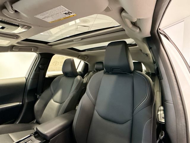 New 2026 Toyota Prius Plug-In Hybrid FWD image 19