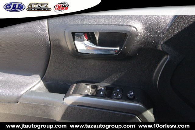 Used 2023 Toyota Tacoma TRD Pro AWD/4WD image 12