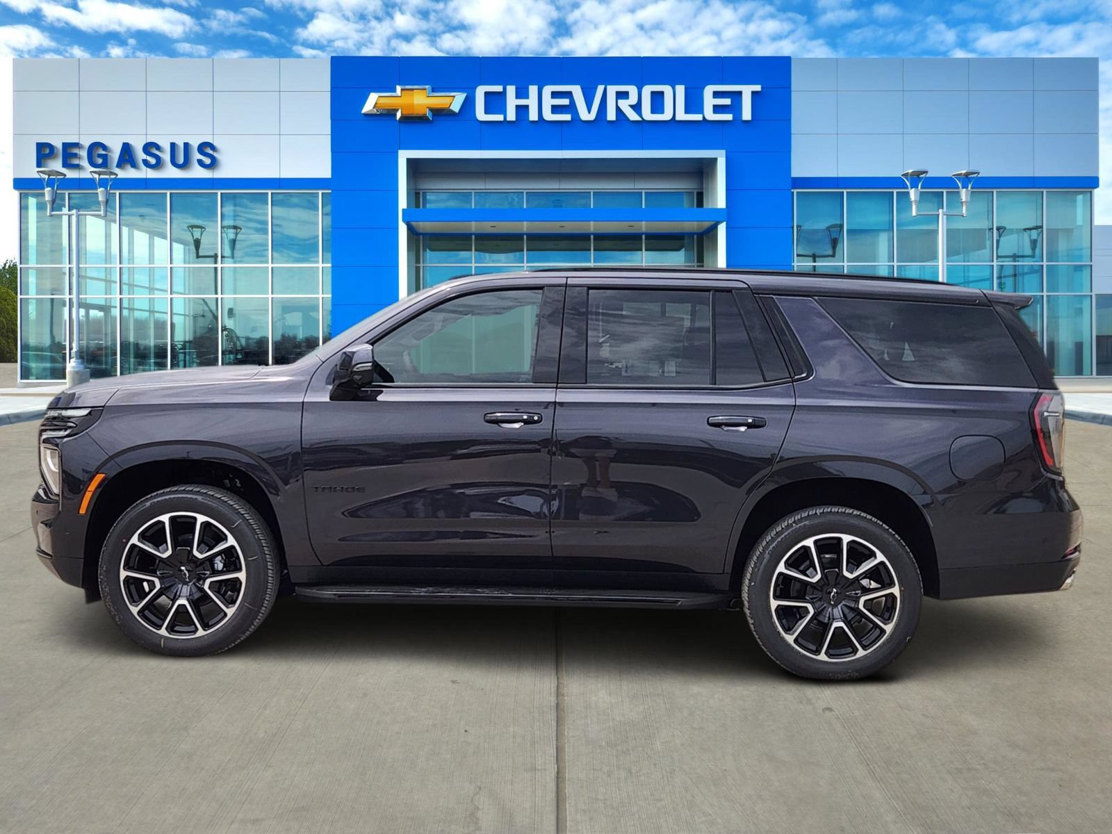 New 2026 Chevrolet Tahoe RST w/ Comfort Package AWD/4WD image 3