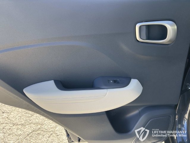 New 2026 Hyundai Venue SEL FWD image 18