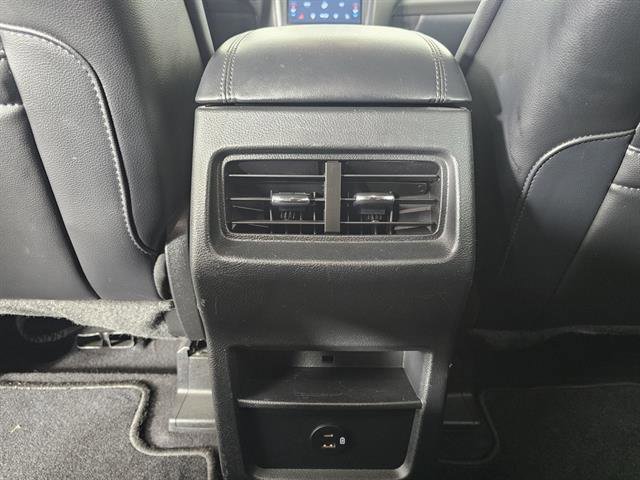 Used 2022 Ford Edge SEL image 41