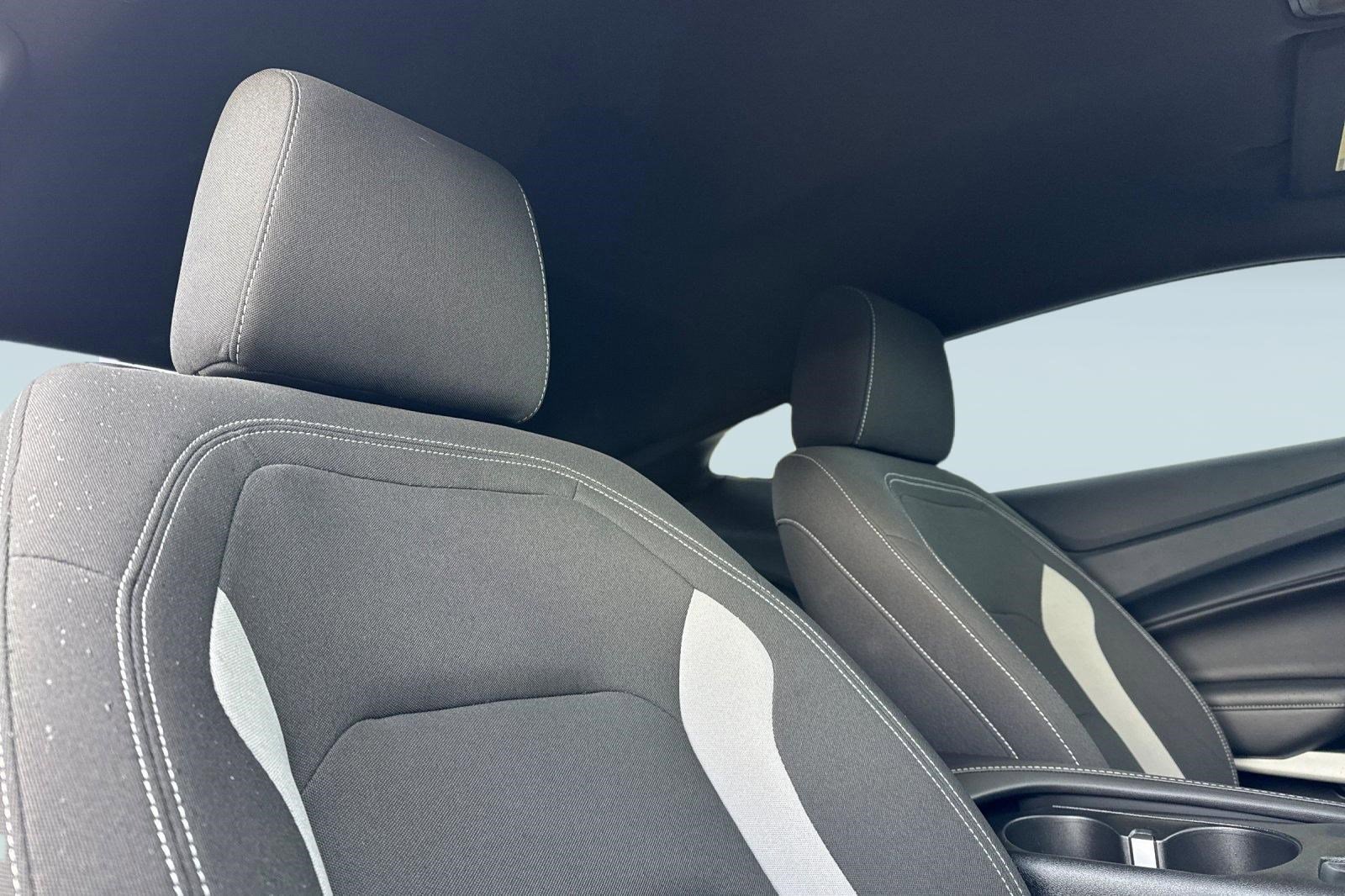 Used 2023 Chevrolet Camaro LT RWD image 23