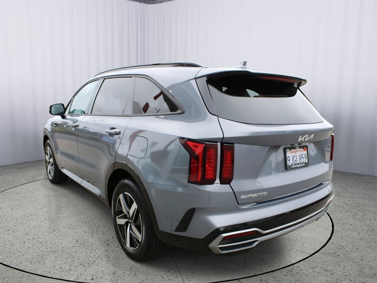 Used 2023 Kia Sorento S w/ Panoramic Sunroof Package FWD image 6