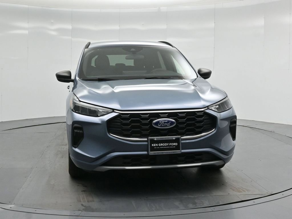 Certified 2023 Ford Escape ST-Line w/ Tech Pack #1 image 25