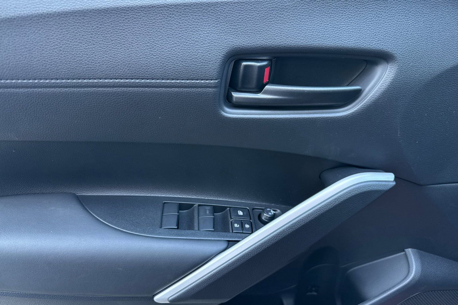 New 2026 Toyota Corolla Cross LE image 11