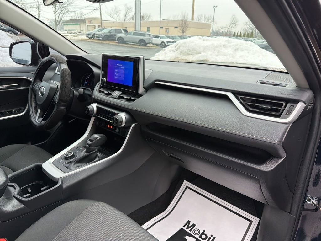 Used 2024 Toyota RAV4 XLE w/ Convenience Package image 13