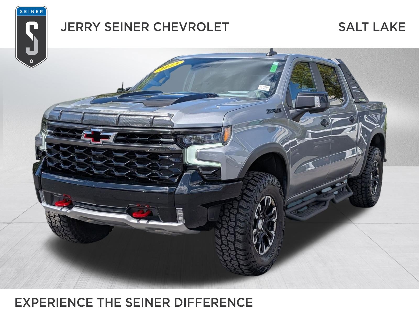Used 2023 Chevrolet Silverado 1500 ZR2 w/ Technology Package AWD/4WD image 1