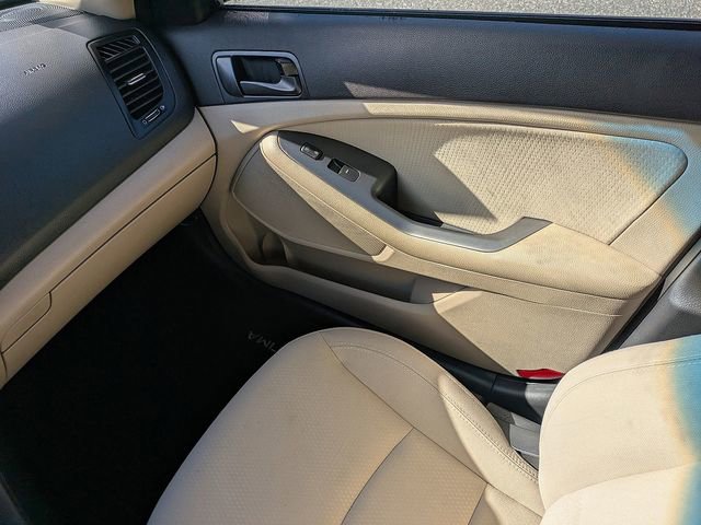 Used 2015 Kia Optima LX FWD image 15