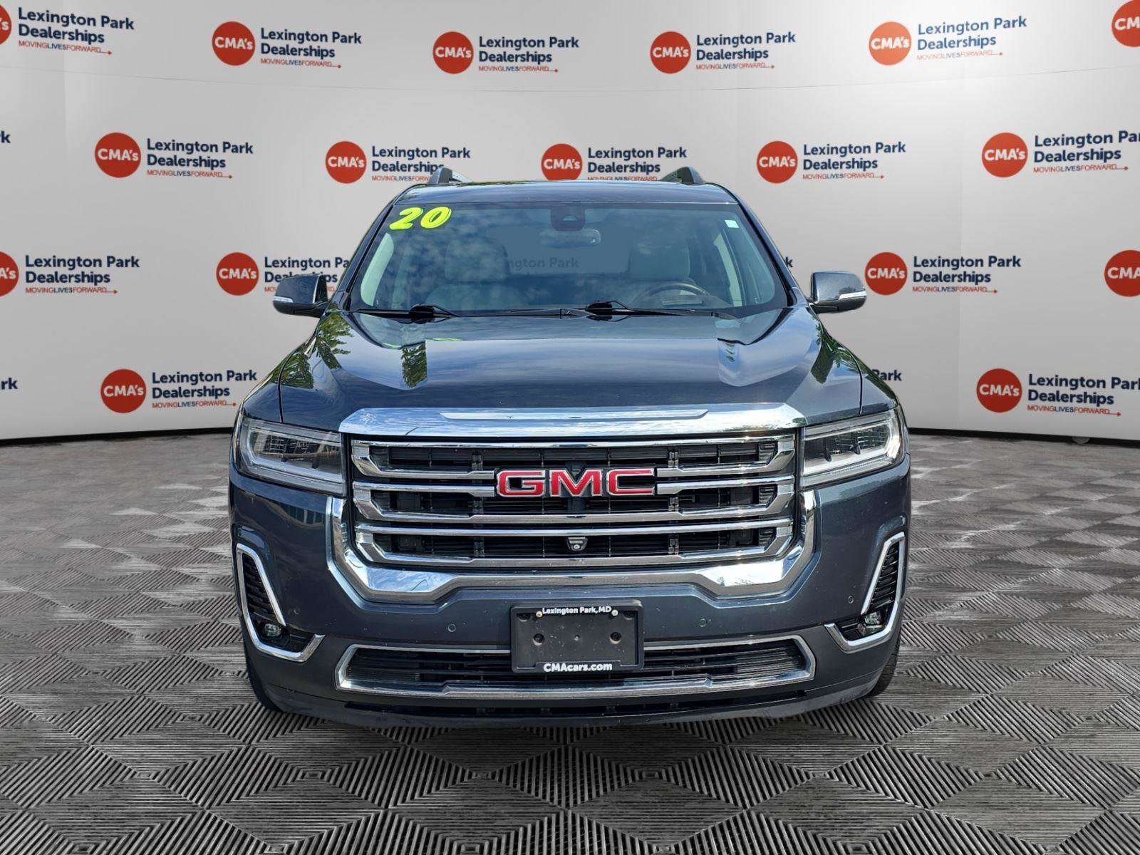 Used 2020 GMC Acadia SLT w/ Driver Alert Package II AWD/4WD image 2