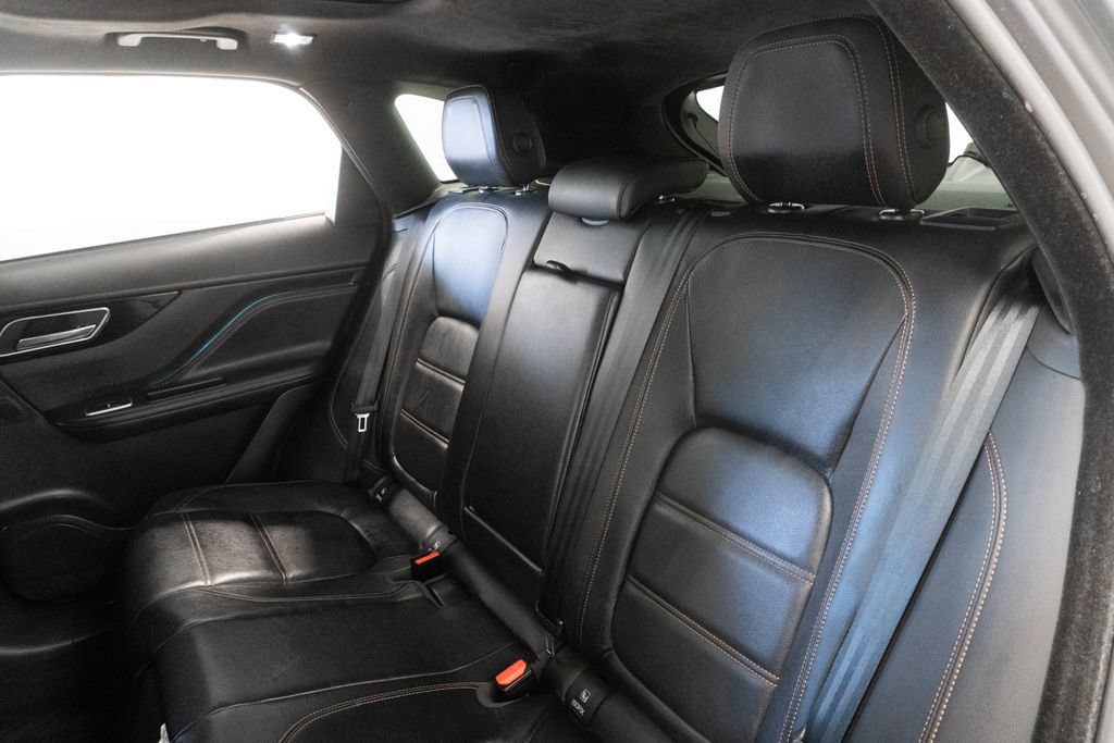 Used 2020 Jaguar F-PACE Prestige AWD/4WD image 13