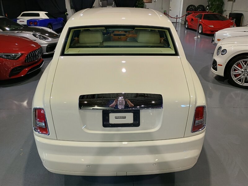 Used 2006 Rolls-Royce Phantom Sedan RWD image 5