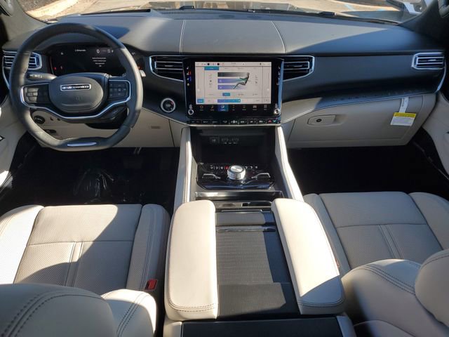 New 2026 Jeep Grand Wagoneer Summit image 17