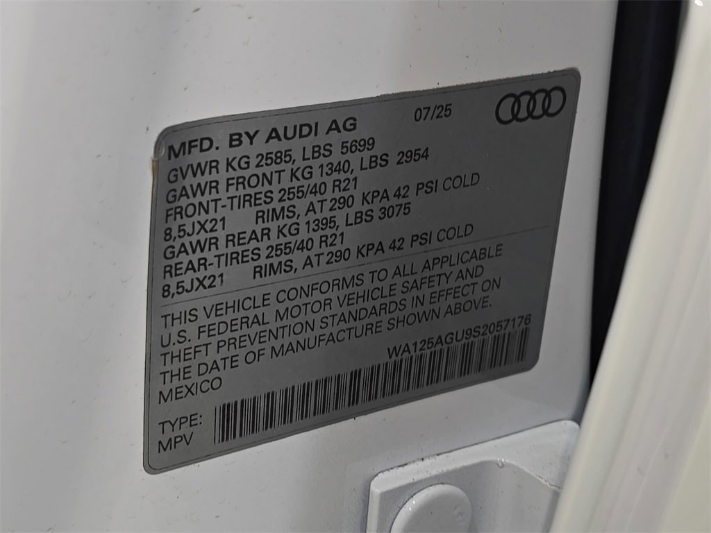 New 2025 Audi SQ5 Premium Plus image 36