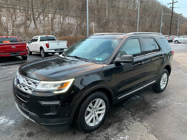 Used 2018 Ford Explorer XLT image 8