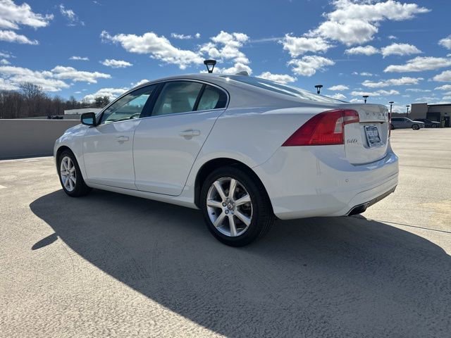 Used 2016 Volvo S60 T5 Premier image 5