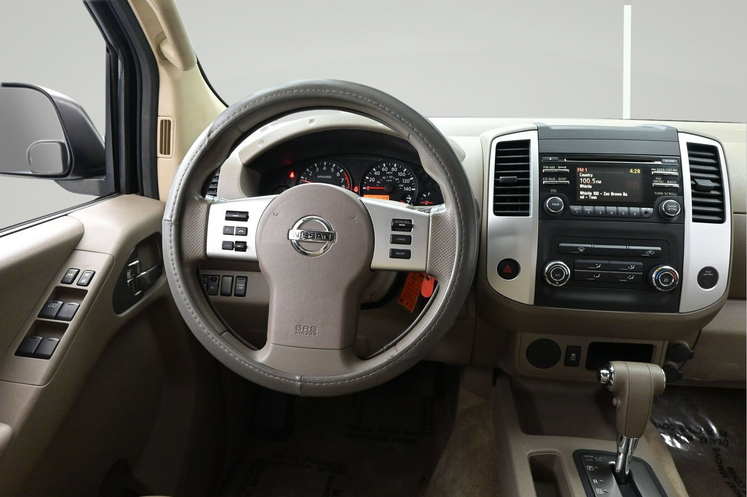 Used 2014 Nissan Frontier SV RWD image 12