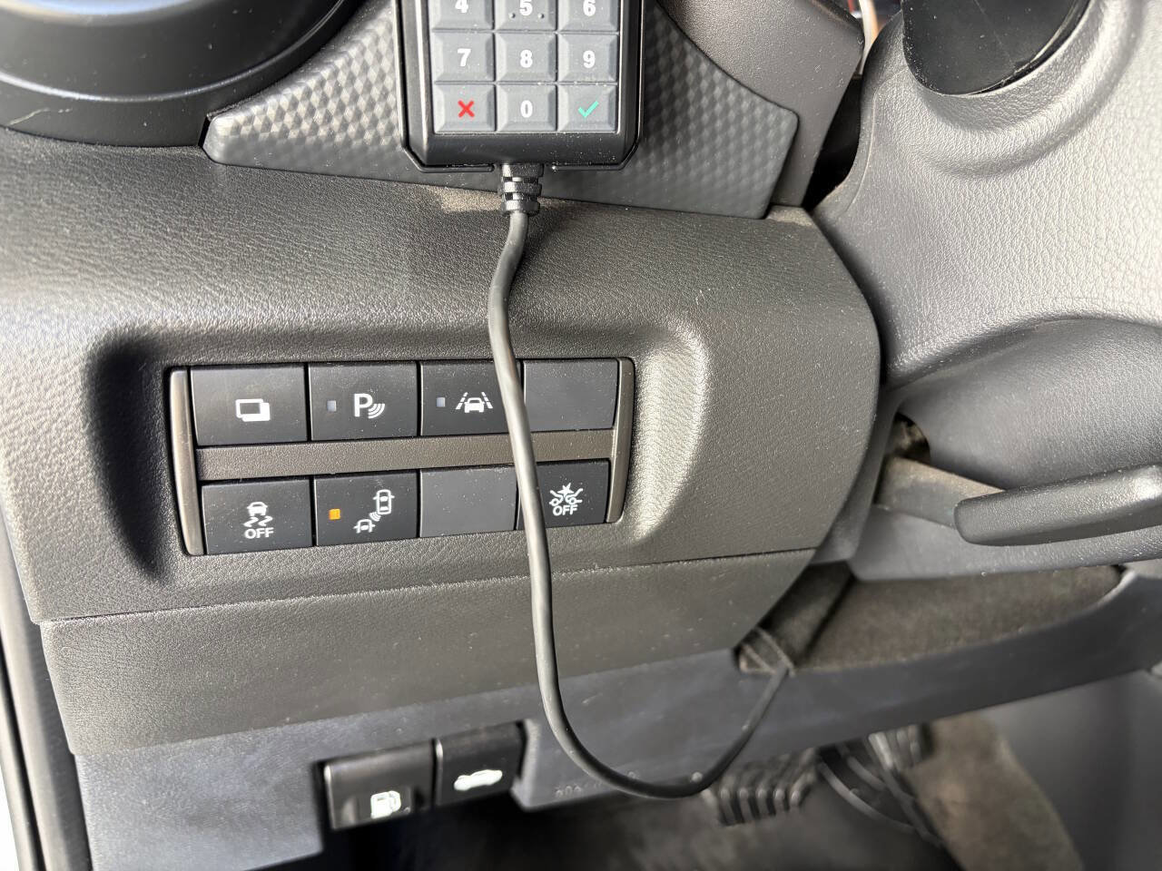 Used 2022 Nissan Kicks S image 16