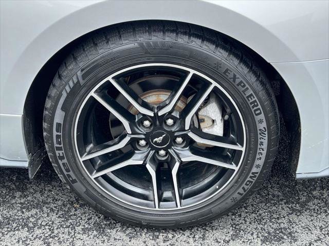 Used 2018 Ford Mustang Premium image 10