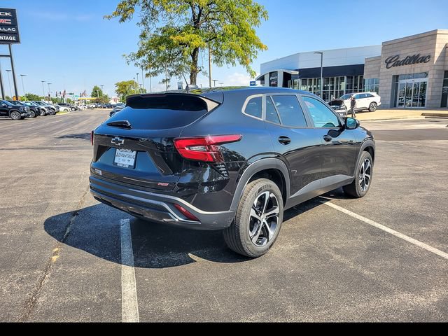 Used 2024 Chevrolet Trax RS w/ Driver Confidence Package FWD image 12
