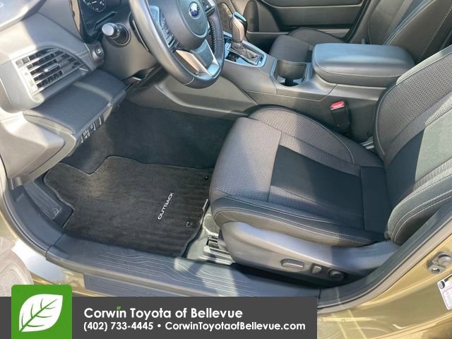 Used 2025 Subaru Outback Premium image 9