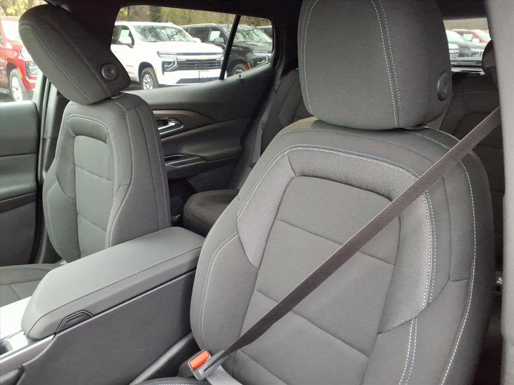 New 2026 Chevrolet Equinox EV LT image 12