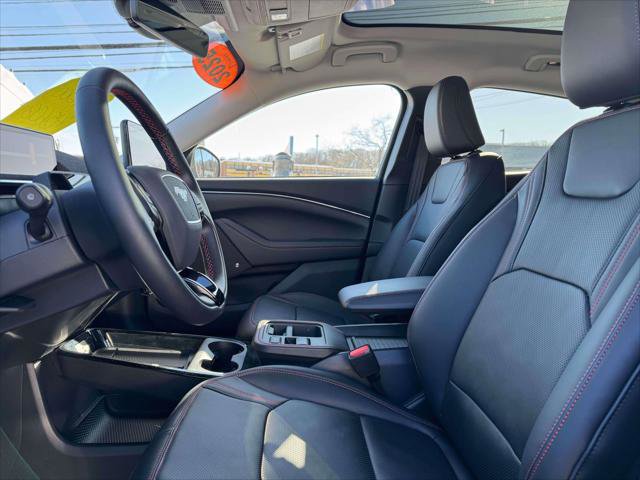 Used 2025 Ford Mustang Mach-E Premium w/ Sport Appearance Package image 13