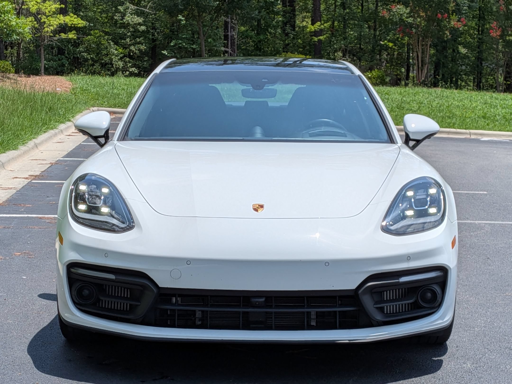 Certified 2023 Porsche Panamera 4 Platinum Edition w/ Assistance Package AWD/4WD image 29