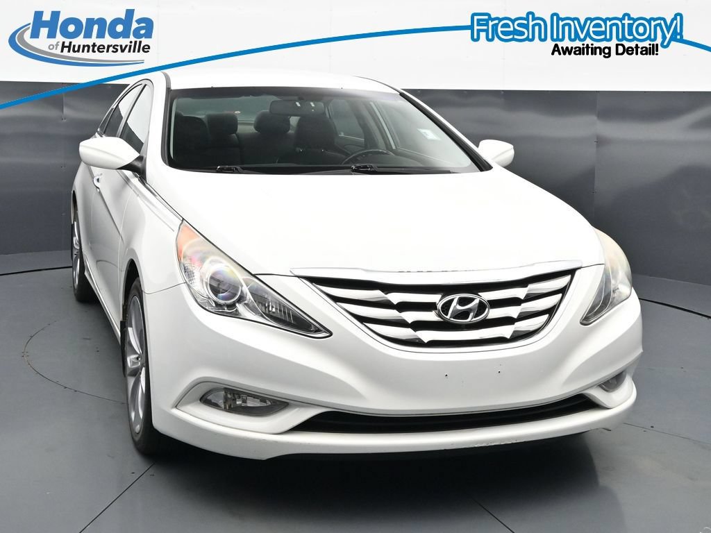Used 2011 Hyundai Sonata SE FWD image 3