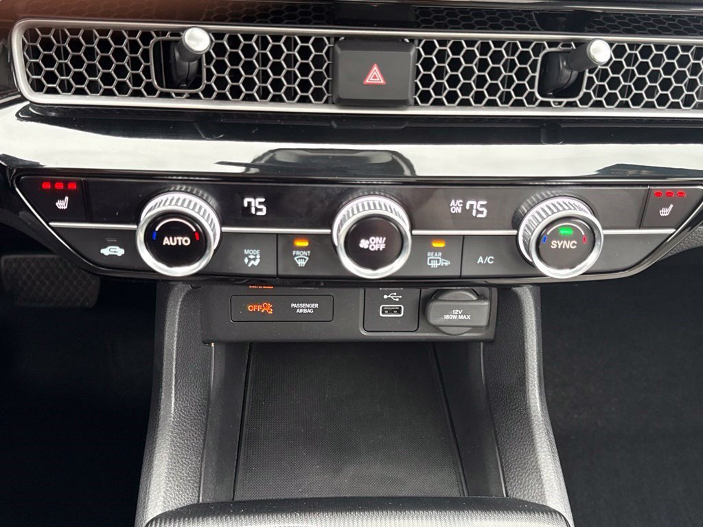 Certified 2022 Honda Civic EX image 29