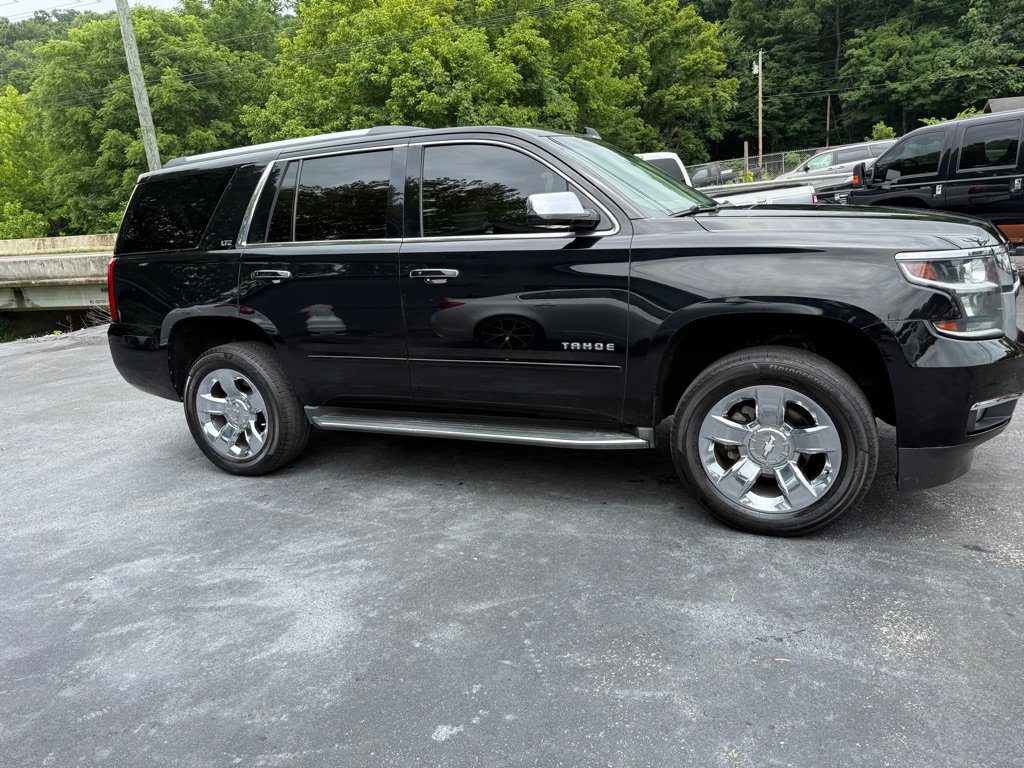 Used 2015 Chevrolet Tahoe LTZ AWD/4WD image 38