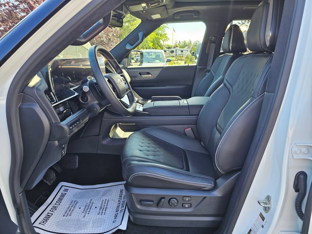 Used 2025 INFINITI QX80 Autograph AWD/4WD image 24